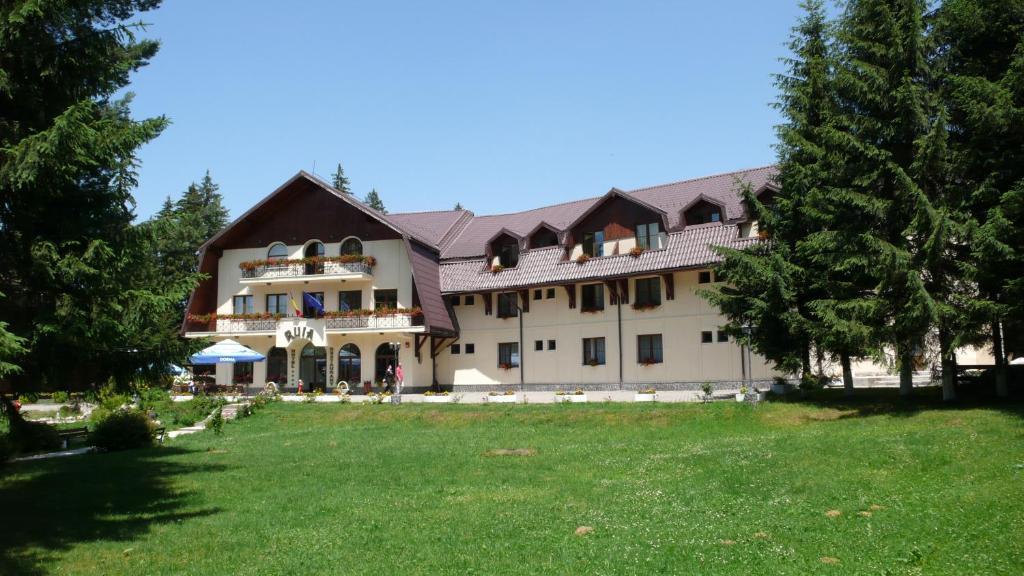 Hotel Ruia Пояна-Брашов Екстер'єр фото