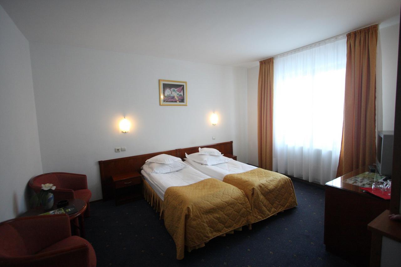 Hotel Ruia Пояна-Брашов Екстер'єр фото